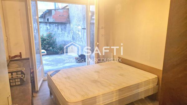 Centre villefranche - Immeuble de 2 T3 avec sortie