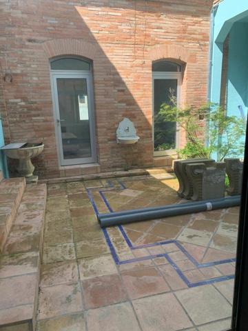 Maison à louer    6 pièces •  Grenade