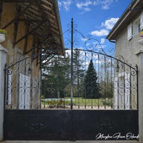 Demeure de caractère du XVIIIᵉ siècle avec gîte de standing