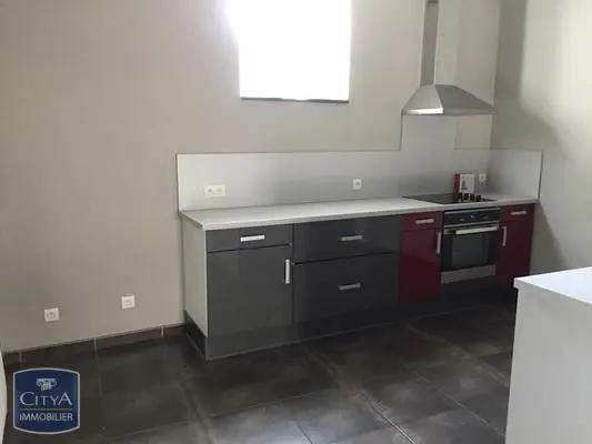 Appartement à louer 3 pièces 107.6m²