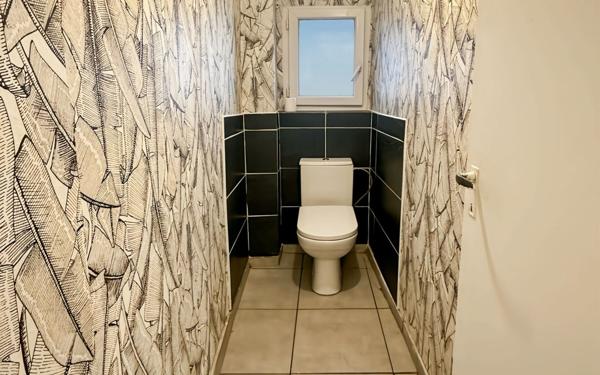 Appartement à louer    4 pièces •  Lachapelle-sous-Aubenas