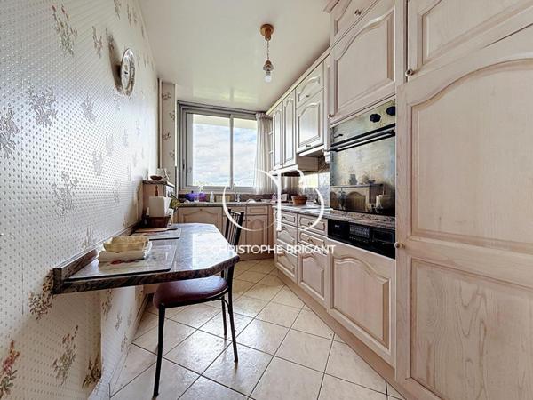 Appartement Villejuif 4 pièce(s) 86 M² Cave et Parking