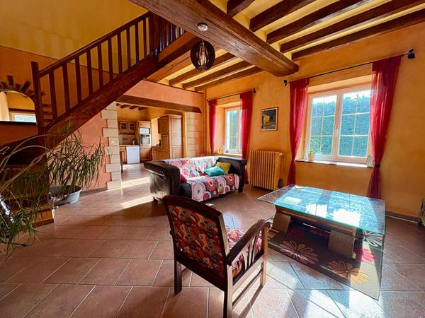 Propriété à vendre à Verrières-en-Anjou avec gîte