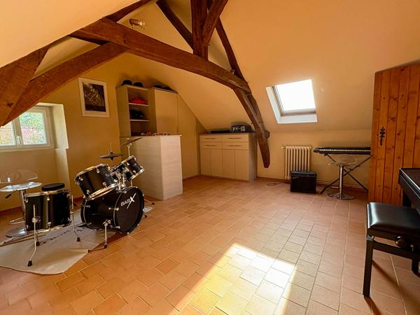 Propriété à vendre à Verrières-en-Anjou avec gîte