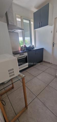 REZ DE JARDIN T2 AVEC PARKING!