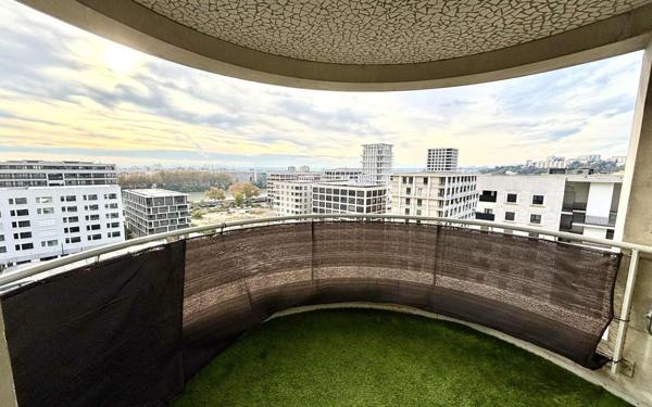 Appartement à louer    3 pièces • 64,40 m2 Lyon 2