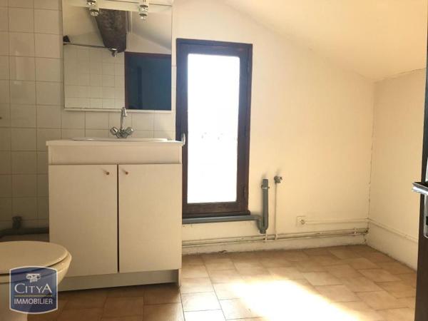 Immeuble à vendre 866m²