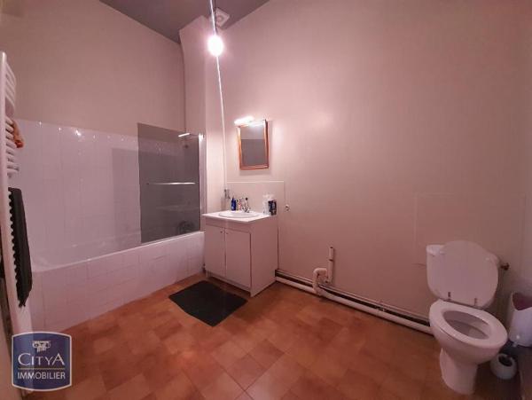 Immeuble à vendre 866m²