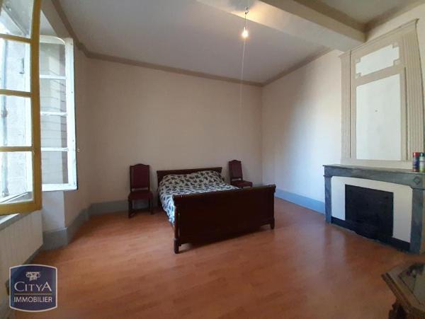 Immeuble à vendre 866m²