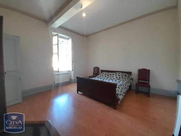 Immeuble à vendre 866m²