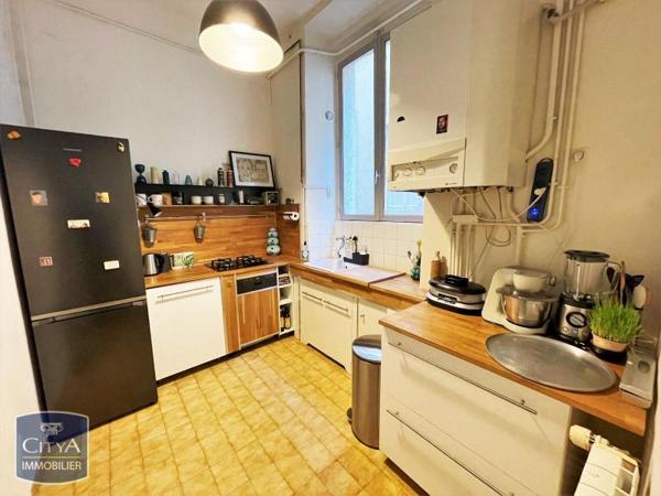 Immeuble à vendre 866m²