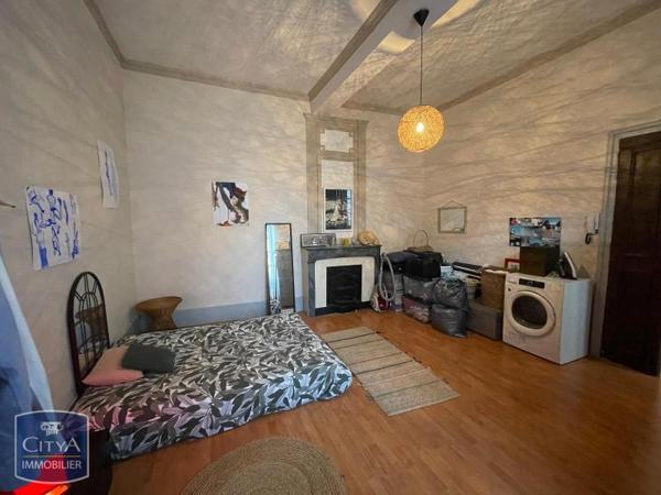 Immeuble à vendre 866m²