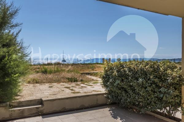 Studio
                                                                                                                                                                                                                                                                                                                        1 pièce(s)                                                                                                                                                                                                                                                                                                                              25.61  m²