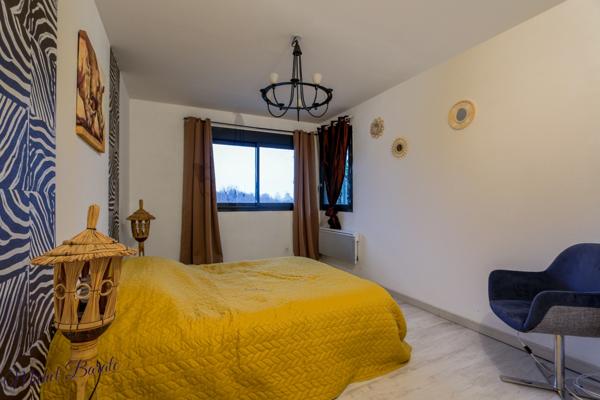 Maison 7 pièces MILLERY (69), 215m² sur terrain de 1509m²