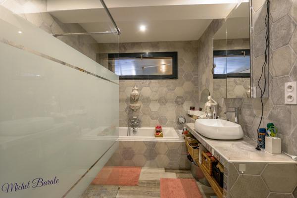 Maison 7 pièces MILLERY (69), 215m² sur terrain de 1509m²