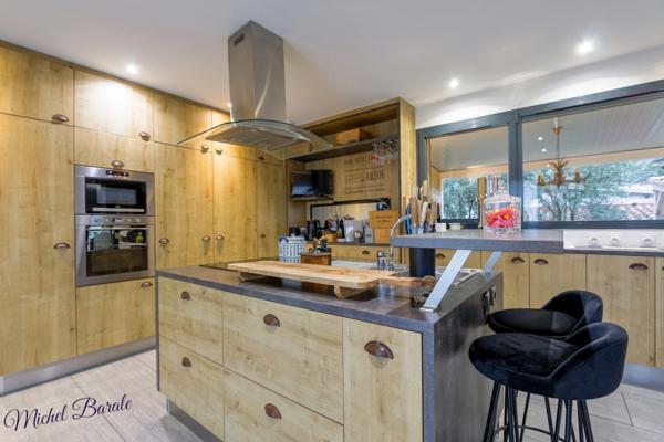 Maison 7 pièces MILLERY (69), 215m² sur terrain de 1509m²