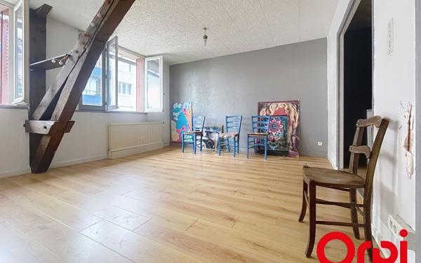 Immeuble à vendre    5 pièces •  Montluçon