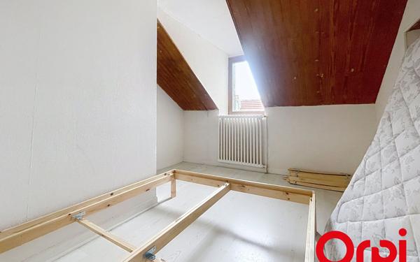 Immeuble à vendre    5 pièces •  Montluçon