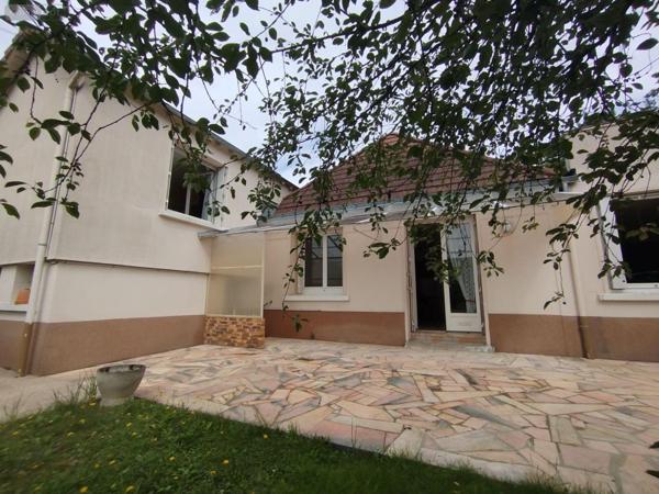 Maison individuelle à vendre à Le Mans dans la Sarthe (72000), ref : PB-1783   
Eventail