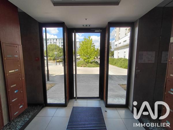 Appartement à vendre 3 pièces 62,1 m² Guyancourt