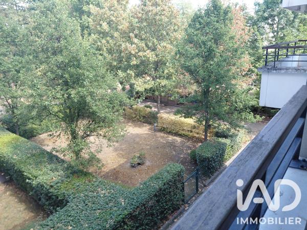 Appartement à vendre 3 pièces 62,1 m² Guyancourt