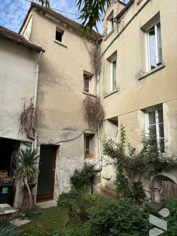 Immeuble à vendre à Montmorency (95160) en Val-d'Oise (95), 230 m2 habitables sur terrain de 348 m2