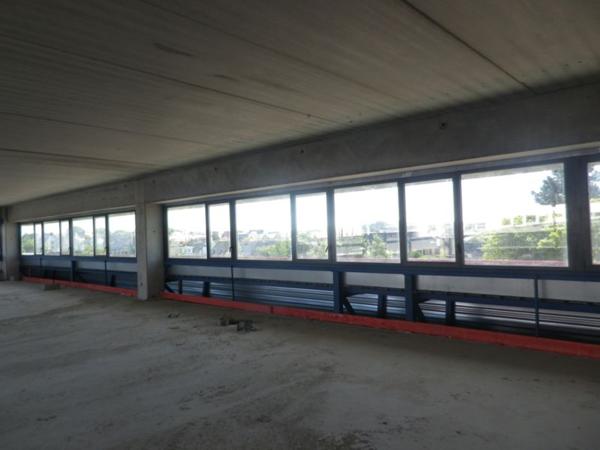 BUREAUX 570 M² A LOUER BREST KERGONAN
