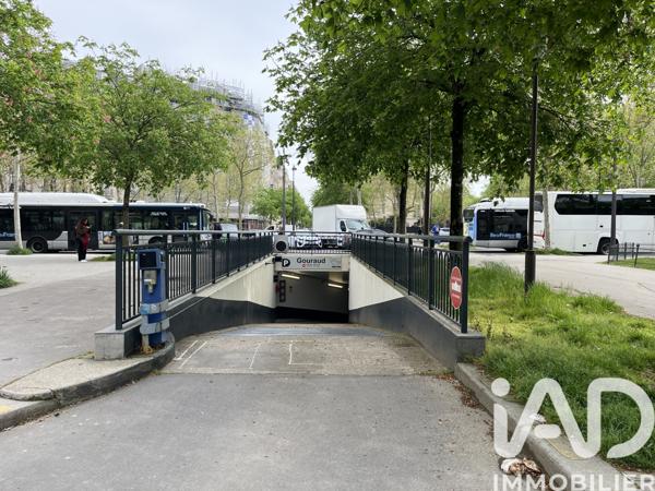 Parking à vendre 11 m² Paris 7