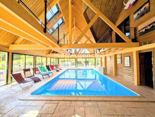 Maison à LA CHARTRE-SUR-LE-LOIR, 72340 - 11 pièces 458m²