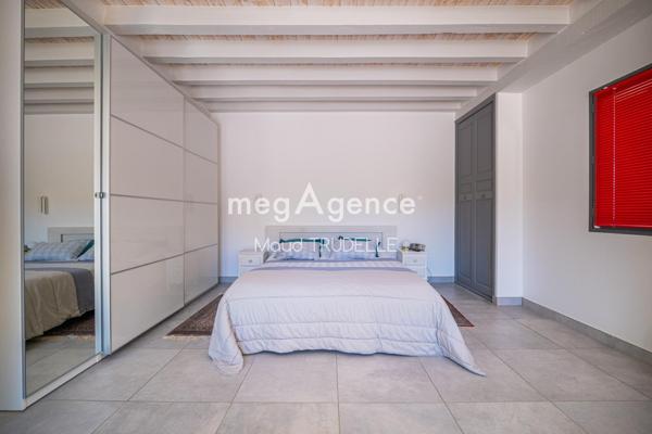 Maison à LA CHARTRE-SUR-LE-LOIR, 72340 - 11 pièces 458m²