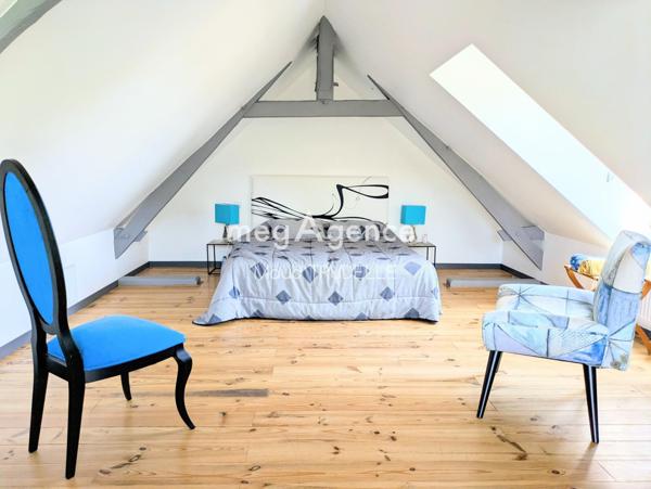 Maison à LA CHARTRE-SUR-LE-LOIR, 72340 - 11 pièces 458m²