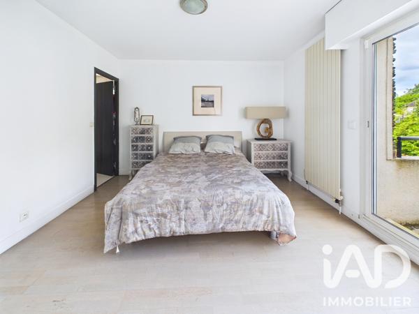 Maison à vendre 6 pièces 233,88 m² Sceaux