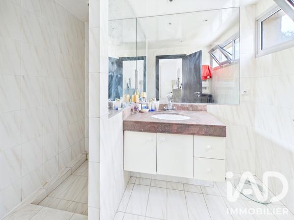 Maison à vendre 6 pièces 233,88 m² Sceaux