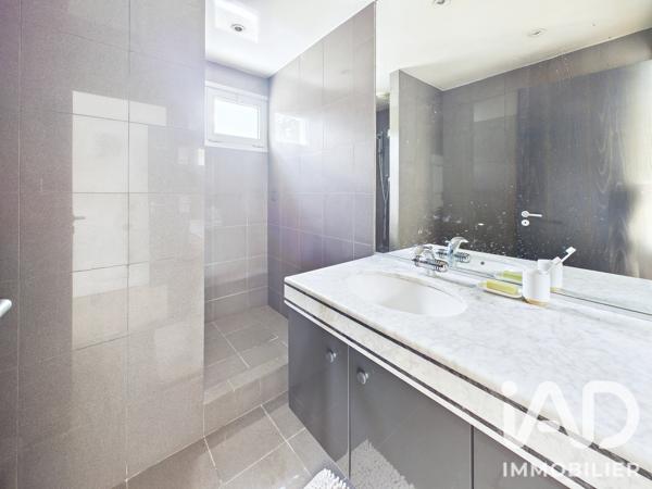 Maison à vendre 6 pièces 233,88 m² Sceaux