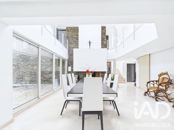 Maison à vendre 6 pièces 233,88 m² Sceaux