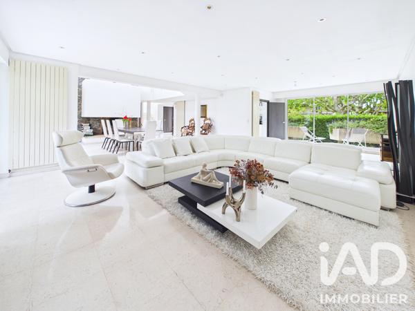Maison à vendre 6 pièces 233,88 m² Sceaux