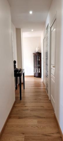 APPARTEMENT MAISON GARAGE ET COUR PRIVEE :