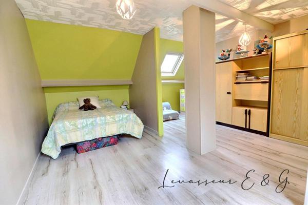 BALAGNY SUR THERAIN - Pavillon 3 chambres et bureau avec garage sur 520m² de terrain