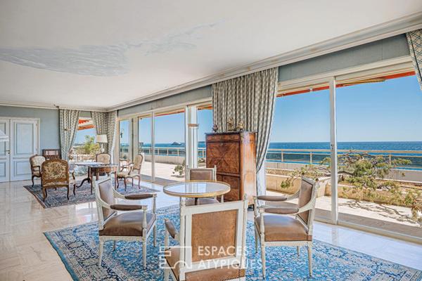 Villa sur le toit en front de mer avec Rooftop privatif et vue mer panoramique à Cannes