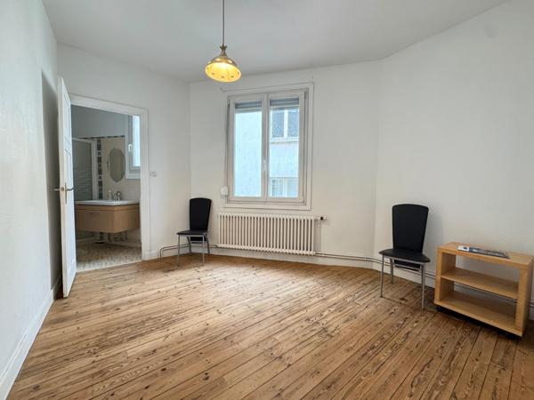 Maison atypique au centre ville de Pontivy