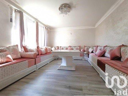 House for sale 5 rooms 117 m² Clichy-sous-Bois