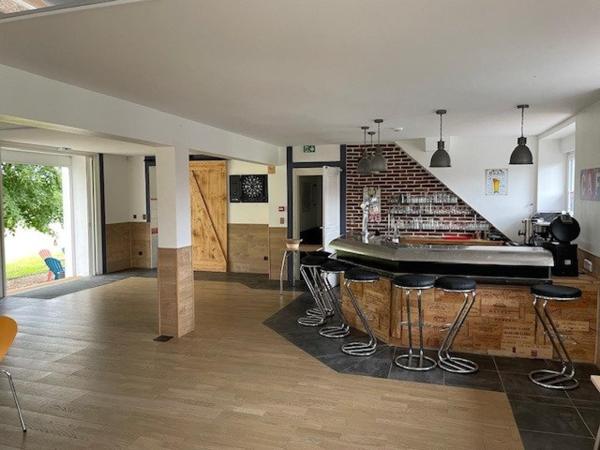 MAISON FAMILIALE 410 M2, 10 CHAMBRES