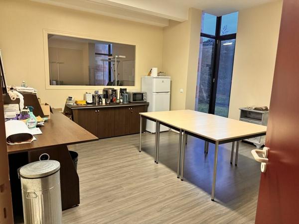 SAINT-AVERTIN LES GRANGES GALAND BUREAUX A LOUER DE 241 M² PROCHE A10