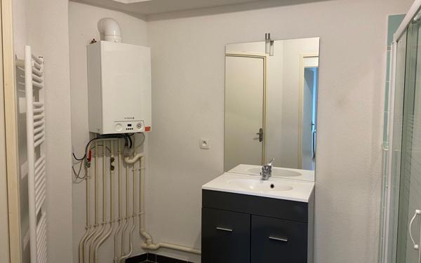 Appartement à vendre    3 pièces •  Floirac