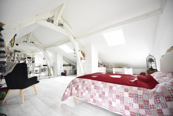 Maison de charme au cœur d’un joli village (27)