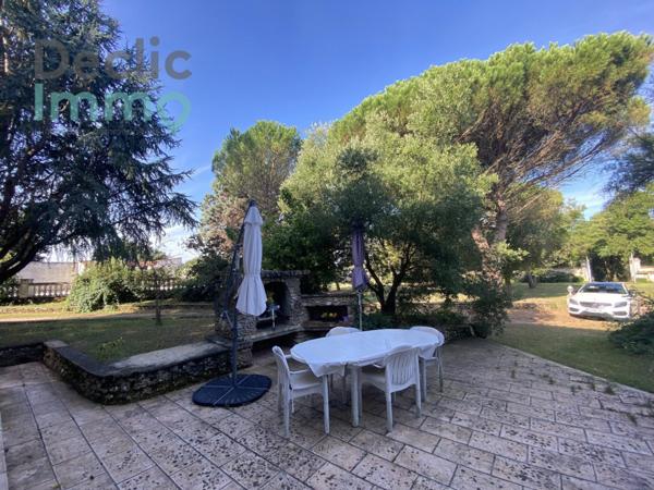 Vente maison Tonnay charente, 248m² 5790m² 7 pièces 448 000€