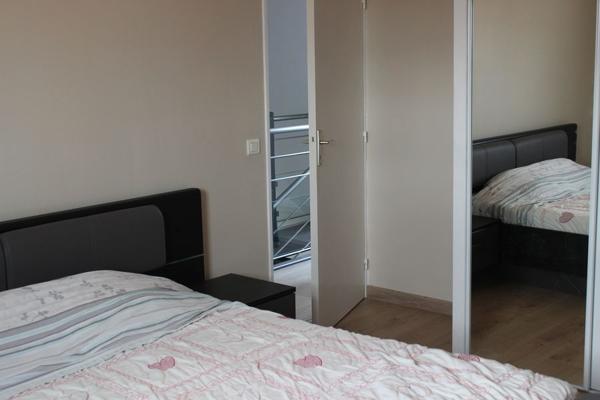 LE CENTRE-VILLE À PIED, POUR CE TYPE 3 DUPLEX TOUT EN LUMIÈRE, AGRÉMENTÉ DE SA BELLE TERRASSE. - A QUIMPER Quimper NORD