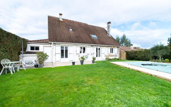 Maison à vendre    7 pièces • 190 m2 Le Palais-sur-Vienne