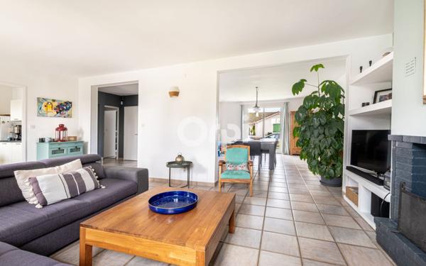 Maison à vendre    7 pièces • 190 m2 Le Palais-sur-Vienne