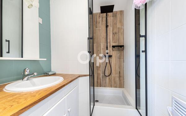 Maison à vendre    7 pièces • 190 m2 Le Palais-sur-Vienne